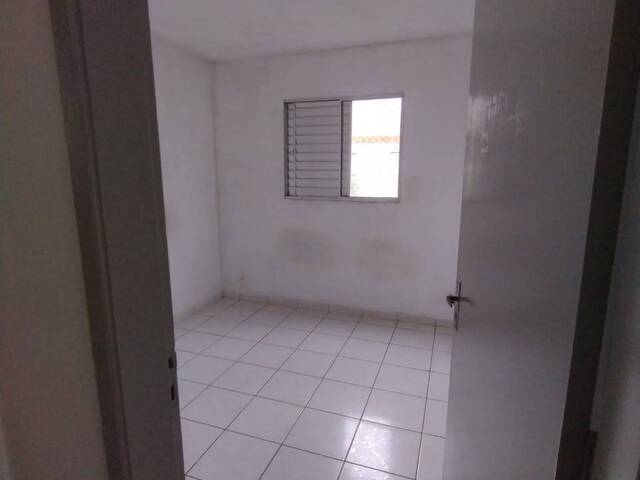 #95 - Apartamento para Venda em Praia Grande - SP