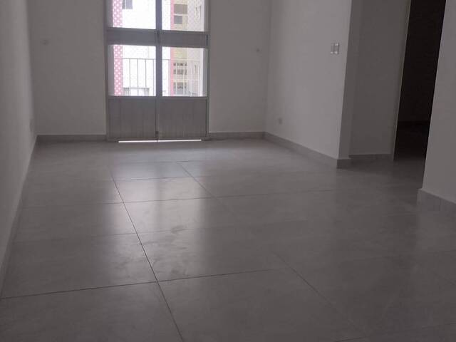 Apartamento para Venda em Praia Grande - 4